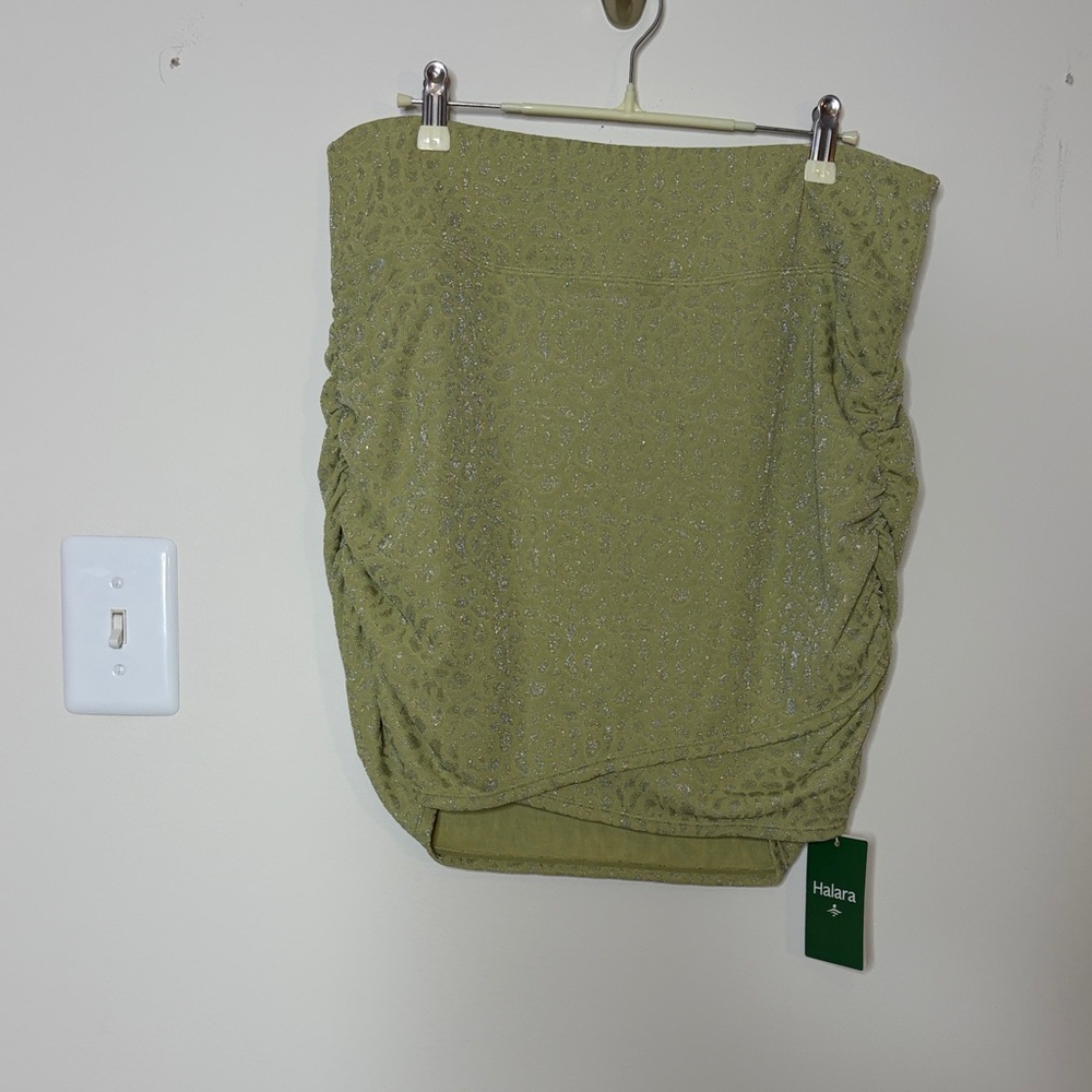 HALARA Olive Green Sparkle Ruched Mini Skirt